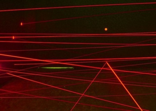 看不见的温暖：解码红外线的科学密码与日常奇迹